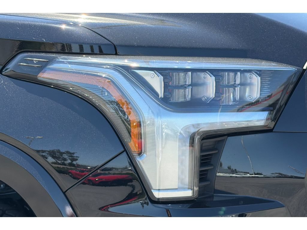 Used 2026 Toyota Sequoia Platinum w/ Tow Technology Package AWD/4WD image 31