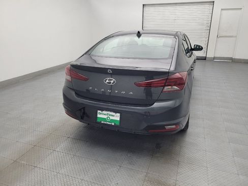Used 2020 Hyundai Elantra SEL w/ Cargo Package (C1) FWD image 7
