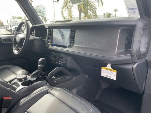New 2025 Ford Bronco Badlands image 27