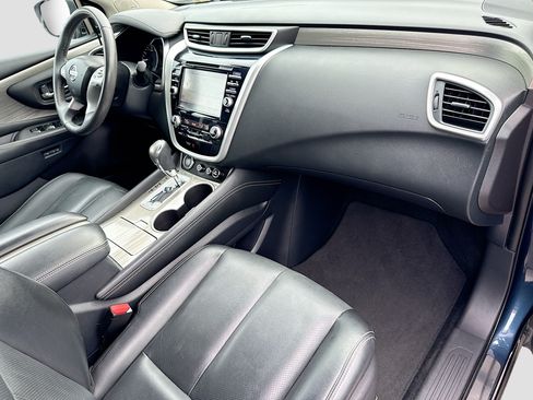 Used 2017 Nissan Murano Platinum w/ Platinum Technology Package FWD image 14