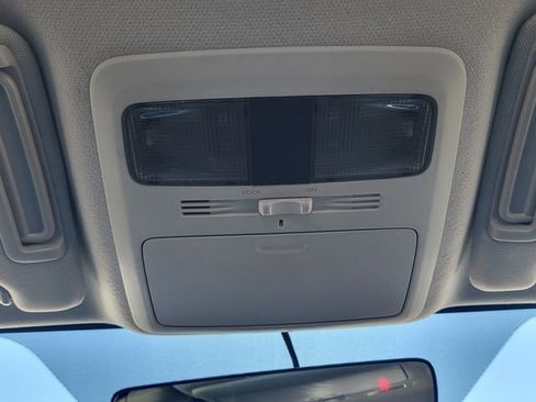 Used 2017 Subaru Forester 2.5i w/ Popular Package #1A image 24