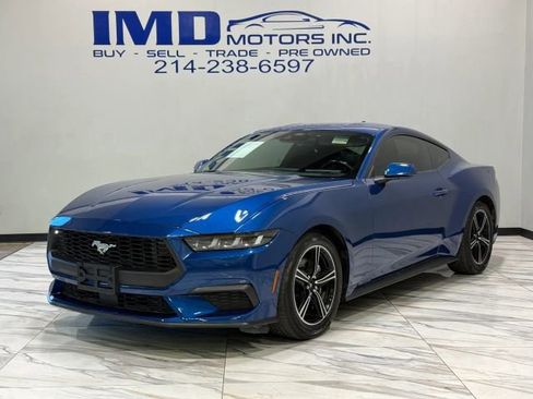 Used 2024 Ford Mustang Coupe RWD image 1