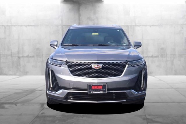 Used 2022 Cadillac XT6 Premium Luxury w/ Technology Package AWD/4WD image 4