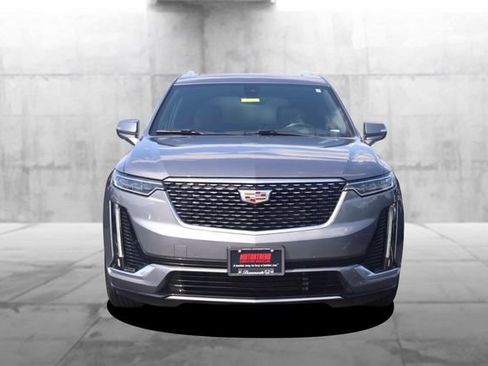 Used 2022 Cadillac XT6 Premium Luxury w/ Technology Package AWD/4WD image 4