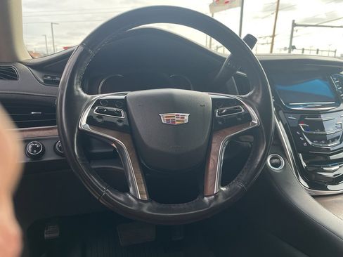 Used 2019 Cadillac Escalade ESV Luxury w/ LPO, Escalade Noir Package image 19