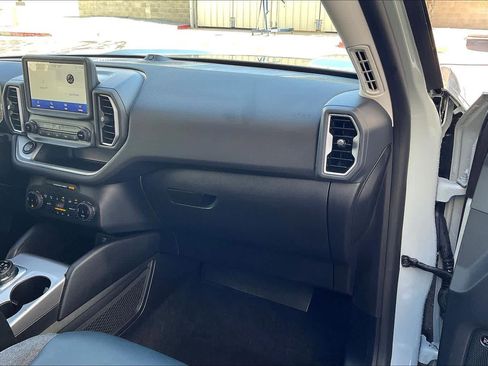 Used 2024 Ford Bronco Sport Outer Banks w/ Tech Package image 18