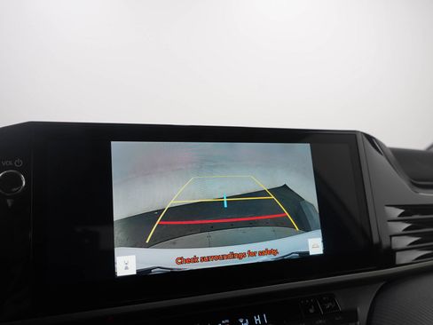 Used 2025 Toyota Camry SE w/ Multimedia Upgrade Package image 27