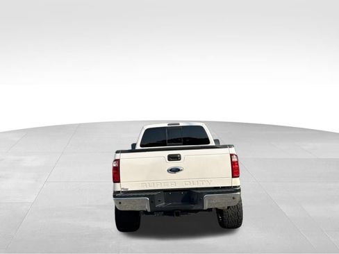 Used 2015 Ford F250 Lariat w/ Lariat Ultimate Package AWD/4WD image 4
