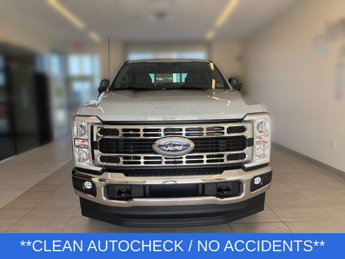 Used 2025 Ford F250 XLT w/ FX4 Off-Road Package AWD/4WD image 6