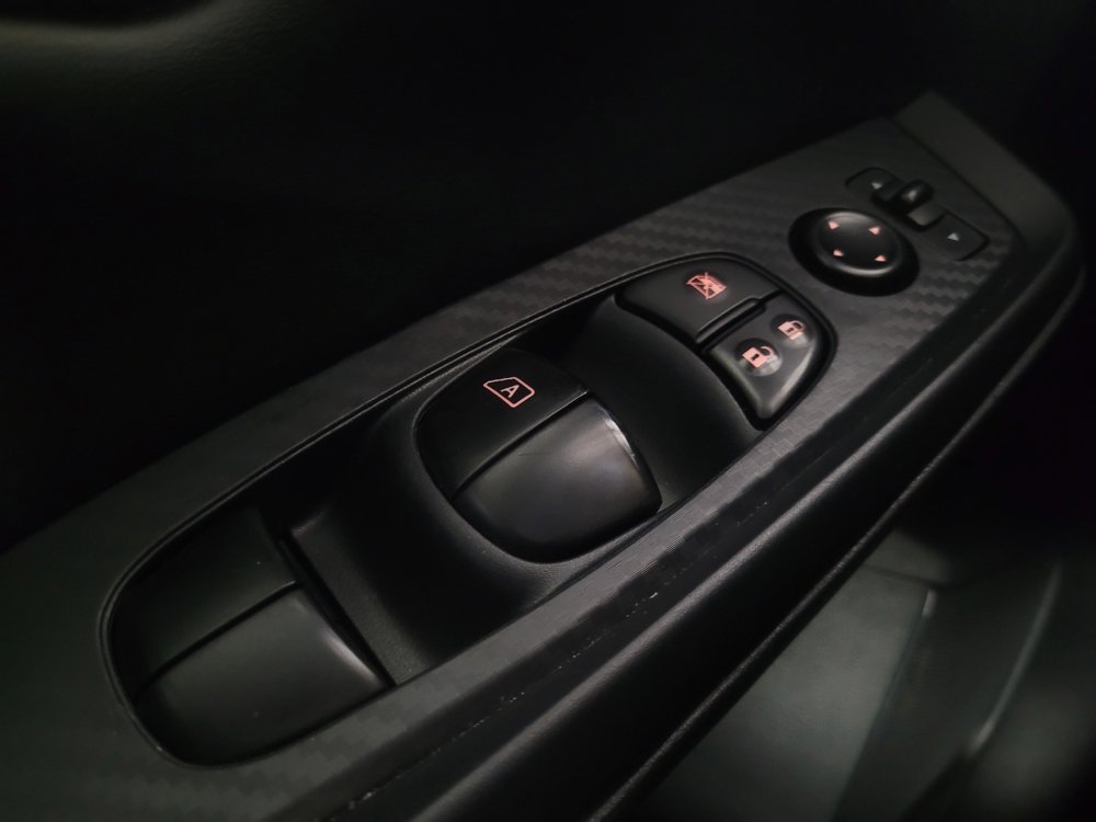 Used 2024 Nissan Sentra SV FWD image 27