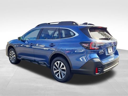 Used 2021 Subaru Outback Premium image 5