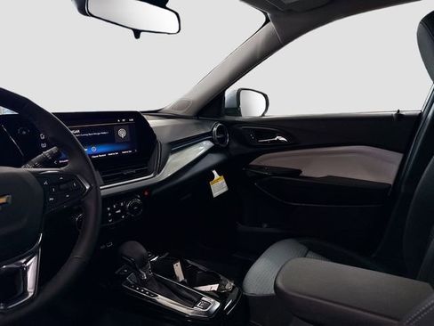 New 2026 Chevrolet Trax LT w/ Driver Confidence Package image 23