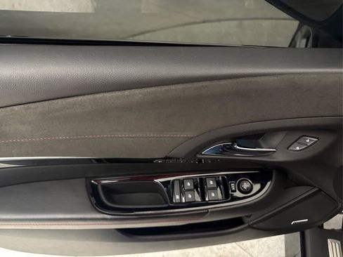 Used 2015 Chevrolet SS RWD image 30
