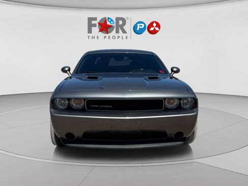 Used 2012 Dodge Challenger SXT image 8