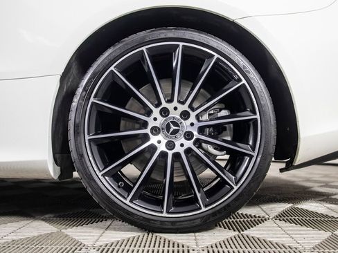 Used 2022 Mercedes-Benz E 450 Coupe image 41