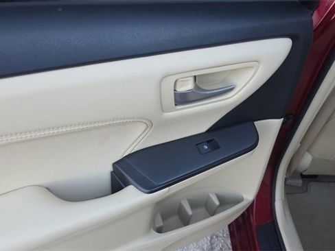 Used 2017 Toyota Camry XLE w/ Moonroof Package image 17