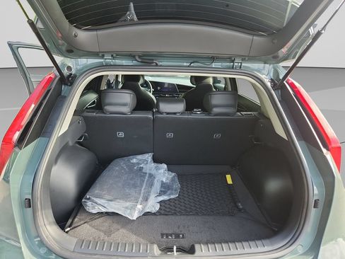 Certified 2023 Kia Niro EX Touring FWD image 19