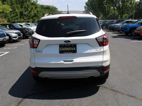 Used 2018 Ford Escape Titanium AWD/4WD image 7