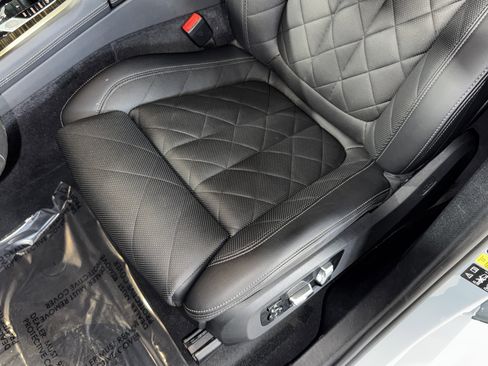 Used 2024 BMW X6 M60i image 34