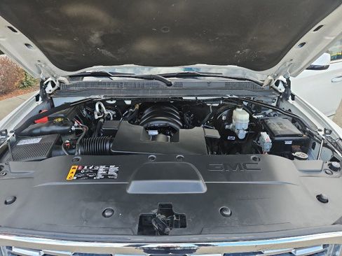 Used 2019 GMC Yukon Denali image 28