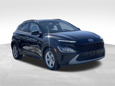 Used 2023 Hyundai Kona SEL image 3