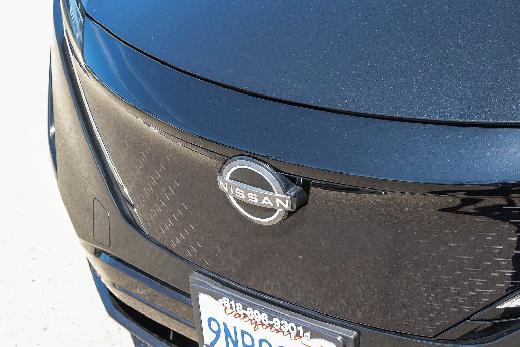 Certified 2024 Nissan Ariya FWD image 5
