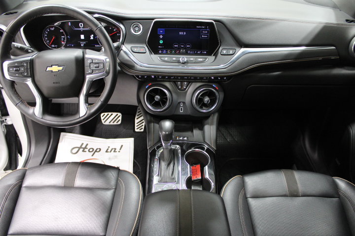 Used 2022 Chevrolet Blazer Premier w/ Enhanced Convenience Package AWD/4WD image 2