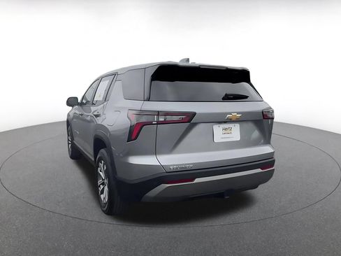 Used 2025 Chevrolet Equinox LT FWD image 11