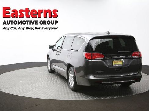 Used 2023 Chrysler Voyager LX image 66