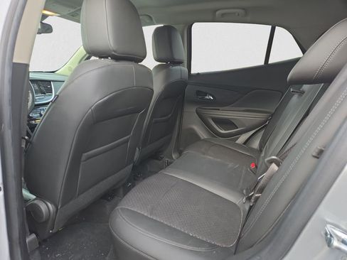 Used 2022 Buick Encore Preferred w/ Safety Package image 16