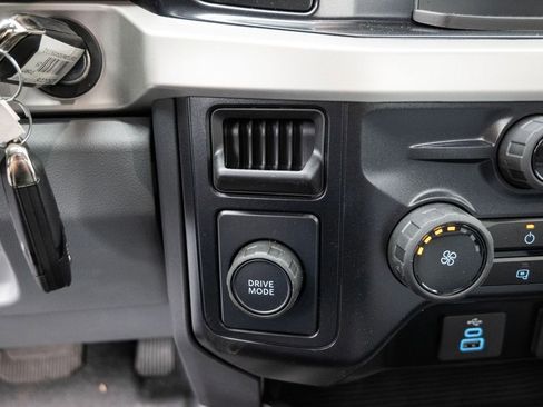 New 2025 Ford F550 XL w/ XL Chrome Package image 18