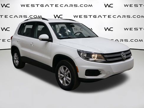 Used 2015 Volkswagen Tiguan S image 36