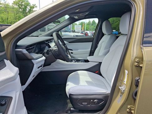 New 2026 Jeep Cherokee Laredo AWD/4WD image 10