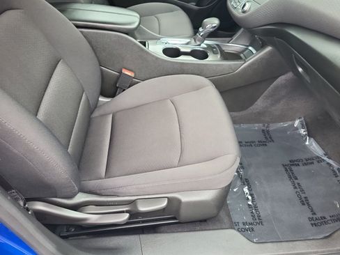 Used 2023 Chevrolet Malibu LT FWD image 17