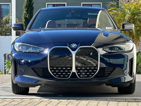 Used 2023 BMW i4 eDrive35 w/ Premium Package image 8