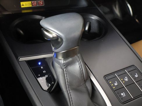 Used 2023 Lexus UX 250h AWD w/ Accessory Package (Z2) image 49