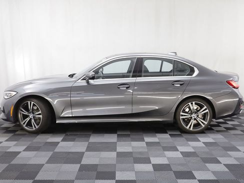 Used 2019 BMW 330i xDrive Sedan w/ Premium Package image 4