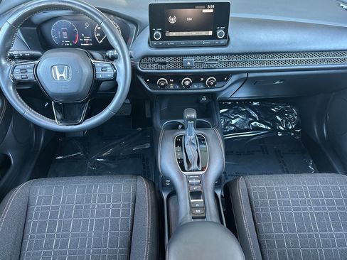 Used 2024 Honda HR-V Sport image 12