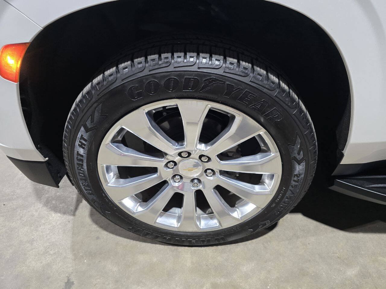 Used 2021 Chevrolet Tahoe Premier AWD/4WD image 24