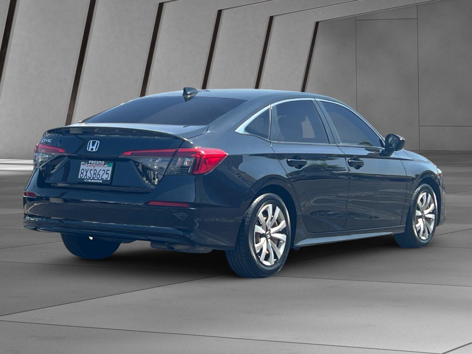 Used 2022 Honda Civic LX image 4