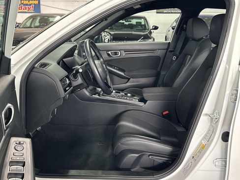 Used 2024 Honda Civic Sport image 18