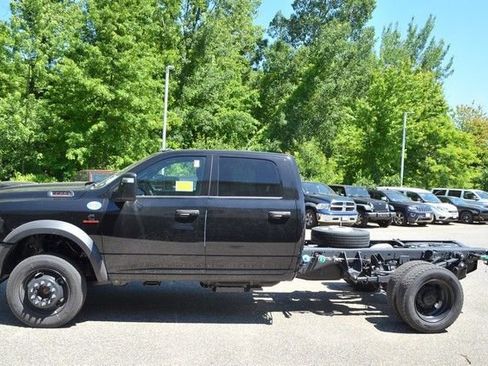 New 2026 RAM 5500 Tradesman AWD/4WD image 5