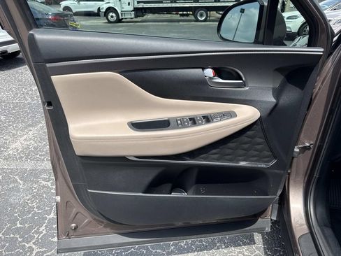 Used 2020 Hyundai Santa Fe SEL FWD image 18