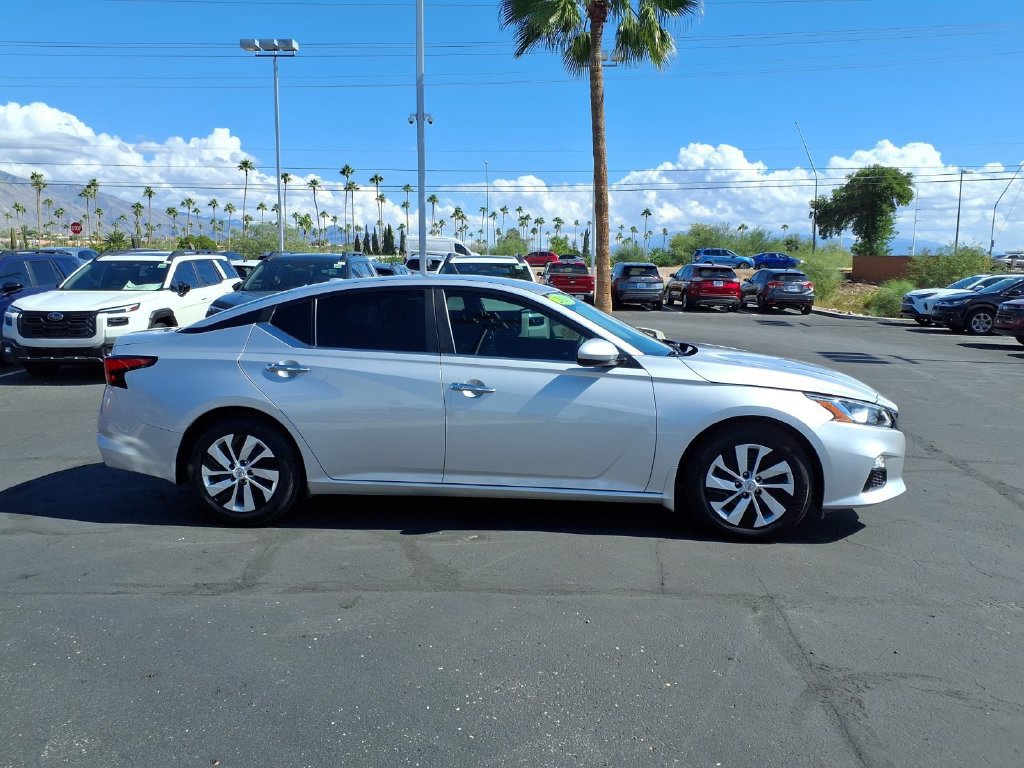 Used 2020 Nissan Altima 2.5 S FWD image 9