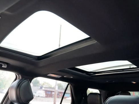 Used 2016 Ford Explorer Platinum AWD/4WD image 26