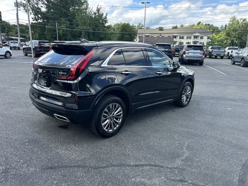 Certified 2025 Cadillac XT4 Premium Luxury w/ Cold Weather Package AWD/4WD image 16