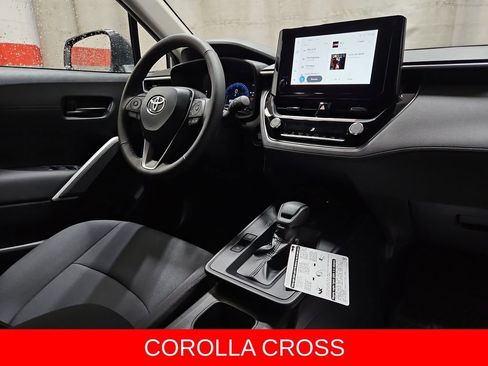 New 2026 Toyota Corolla Cross LE image 25