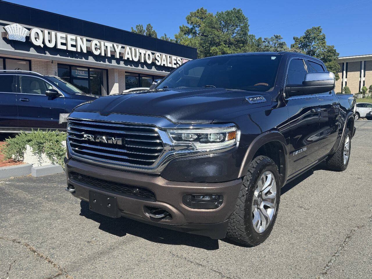 Used 2021 RAM 1500 Limited AWD/4WD image 2