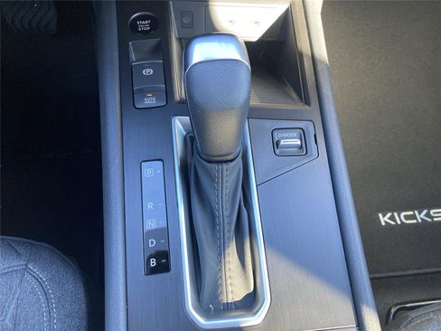 New 2026 Nissan Kicks SV image 17
