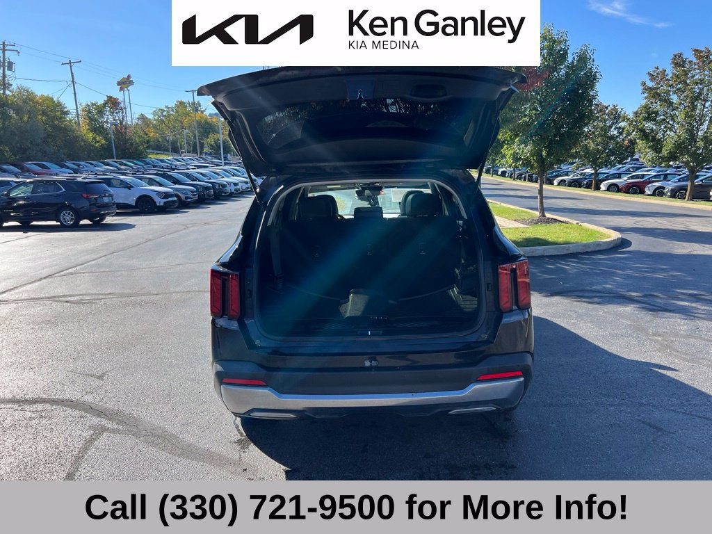 Certified 2024 Kia Sorento S w/ Panoramic Sunroof Package AWD/4WD image 49